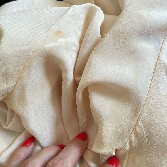 Vintage 80s Liz Claiborne cream/ivory silk button down shirt - Picture 11 of 11